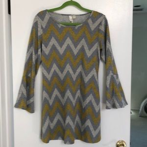 Light weight tunic sweater